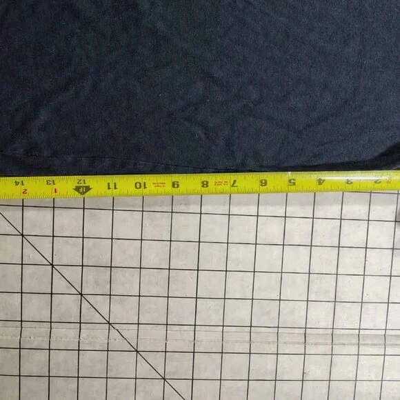 Gently Used Vintage Men's Champion Black XL T-Shirt - Picture 7 of 9